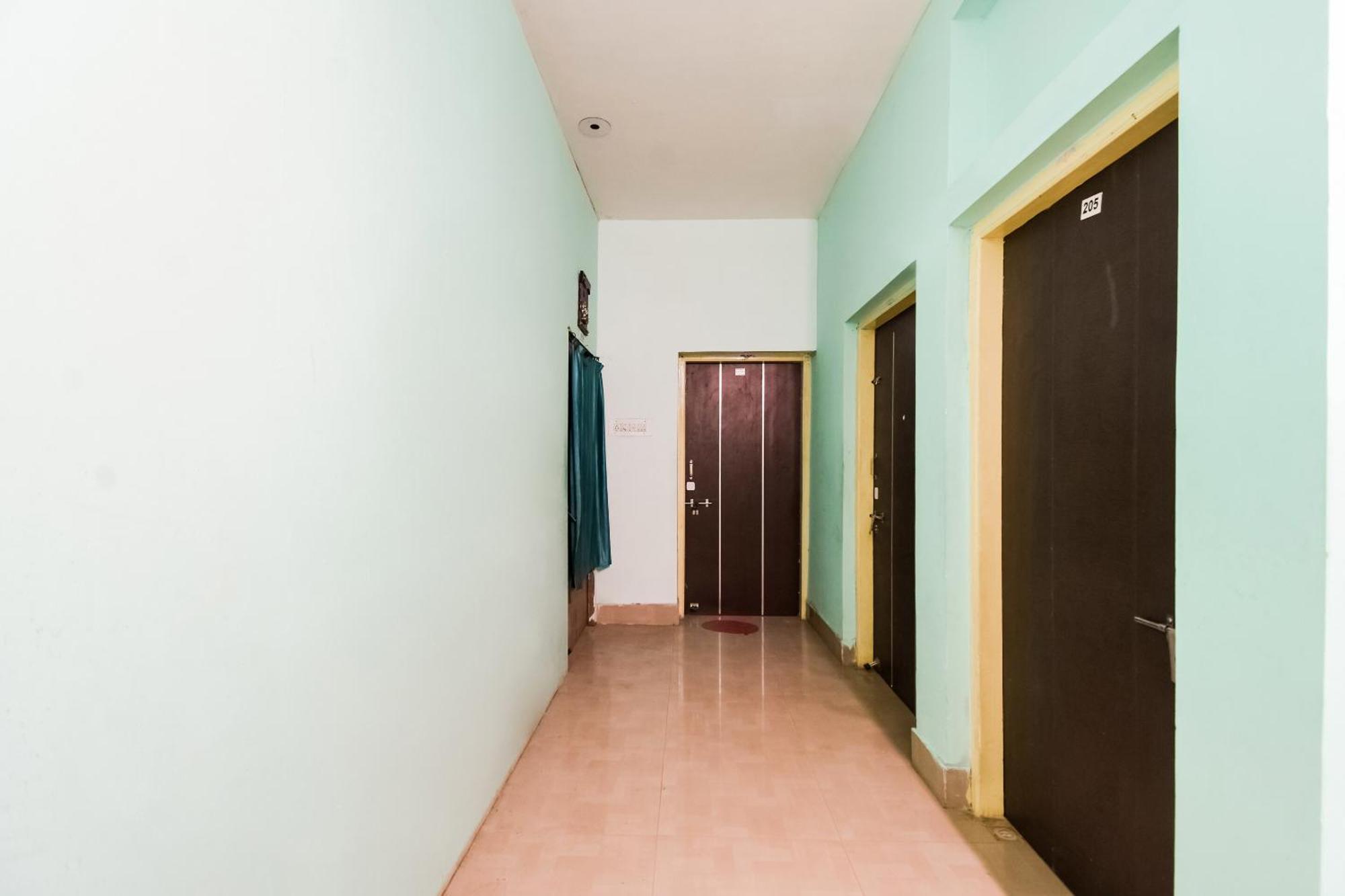 OYO 48557 Tm Delights Hotel Bhubaneswar Buitenkant foto